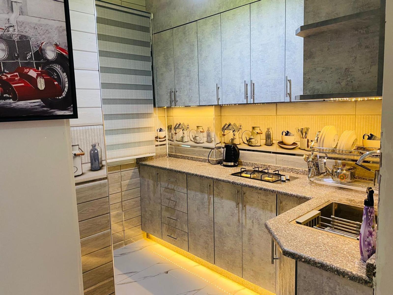 Al Seoudi Furnished Units Διαμέρισμα Az Zarqa Δωμάτιο φωτογραφία